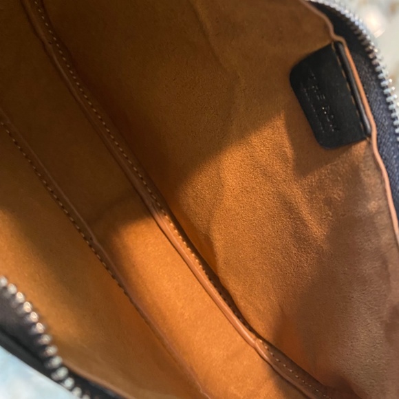 Handbag - Picture 7 of 7